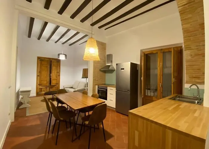 Casa Moner Loft Edifici Historic Centre Medieval De Castello