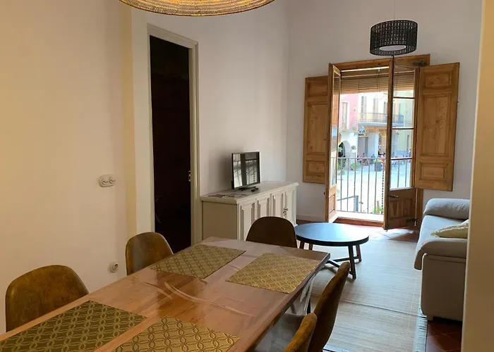 Daire Casa Moner Loft Edifici Historic Centre Medieval De Castello *